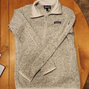 EUC Patagonia S womens half zip Better Sweater
